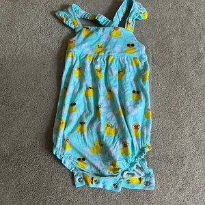 Posh Peanut rubber ducky bubble